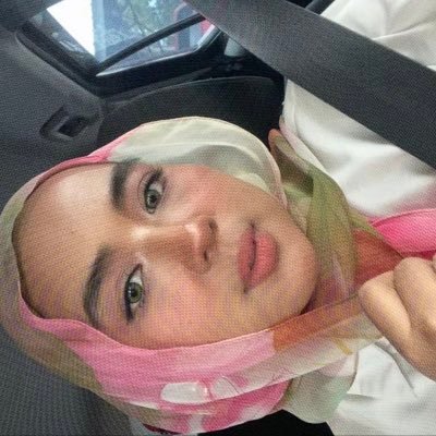 AynnFrhn's profile picture. my digital diary  • @hazuanfauzi 🦖💗