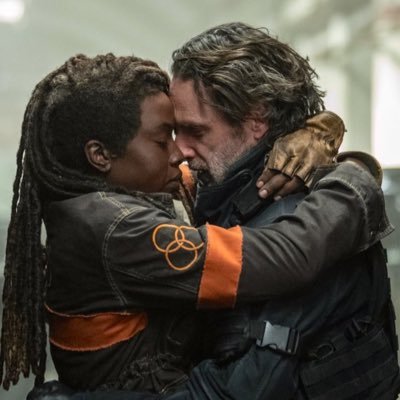here to fan over Richonne the best ship ever!! I tweet #TWD and enjoy the good bad and ugly about my favorite franchise 😃