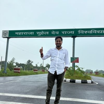 Rajbhara2y's profile picture. !!  लेखक  !!   !!  विचारक  !!   !! समाजवादी !!