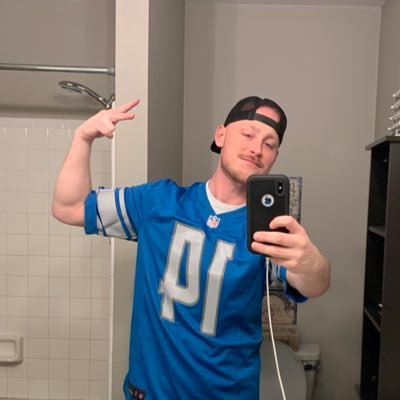 Elite/Awful Sports Bettor (Depending on Who You Ask) • Craft Beer Lover • Big Back When it Comes to Food • Detroit Sports Diehard • @kotacappers • #BeastProp •