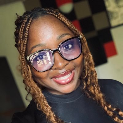 Helping brands grow online through strategy, content & storytelling | Social media manager | Content Writer |UI/UX in view | MSc Gender Studies (wrapping up)