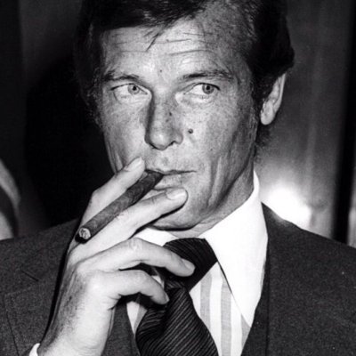 bond_g40's profile picture. Swing Trader, LP enjoyo0r, 🕸️3💧📈