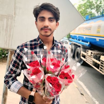 SabirBisariya's profile picture. हम मुसलमान यक़ीनन जज़्बाती होते हैं लेकिन दौलत और ताक़त के भूखे नहीं होते, क्यूंकि हमारे लिए अल्लाह काफी है। आप इज़्ज़त से पेश आओ आपका अगर पसीना भी गिरेगा तो हम