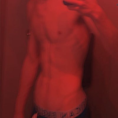 kclark1414's profile picture. GASSY TWINK | Just a boy fulfilling his dreams 😈 I do custom videos just send me a dm ! Click on this link to view my Throne. https://t.co/zUWiPF80KB