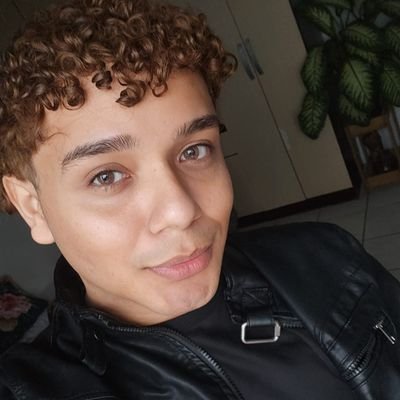 napolezando's profile picture. 