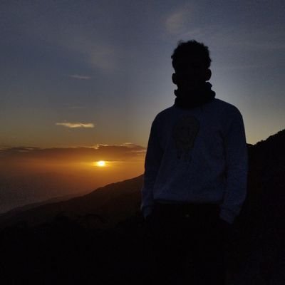 Dos_erre's profile picture. Roberto de la tierra C-137/ Granadicto.