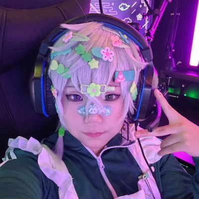 f外🔕成人済/関東 /反転⚠️/重加工デブcos/ゆるゆる気まま〜🍼/片思い3日/ お別れはB解でお願いします🙇🏻♀️