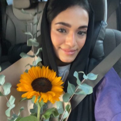 | بين شغف الحياة و السعي🌟 احيانًا اكتب ، دايمًا اتأمل و اوثّق 📸🌻 | إدارة رياضـيـة UJ #قادة_المستقبل_الرياضي | @ittihad