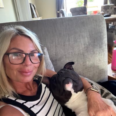 Online Fitness Instructor. Chelsea. Love a wine and a good workout