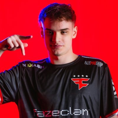 @FazeEsports Fan | @Sentinels Fan | Banner made by @rafaspam | Analyst for @GabeEsports :3
