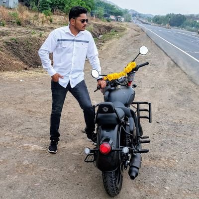 Aircraft Engineer 🎓✈️ |#मराठवाडा🌾❤️ |क्षत्रियकुलावतंस् मराठा🚩| शेतकरीपुत्र | अराजकीय | #रेडिओ 📻 | Music🎶 | #Cricket | युवी,@ImRo45 फॅन | #कोलदांडा🦯|