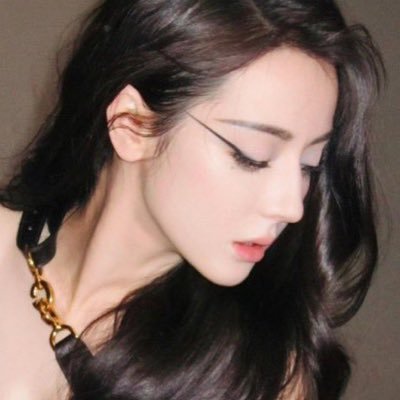 wfls6's profile picture. 같이걷지말자 하나도안궁금해