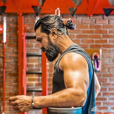 SanthoshSa83250's profile picture. 