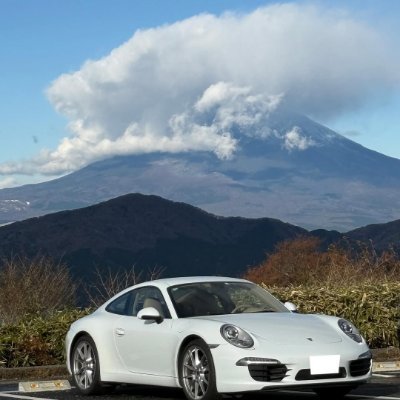 S958914's profile picture. 横浜📍
#ポルシェ911 #porsche911 
横浜から来た37歳の女性、いろんな種類の車が好きです🚗💨
（車に関する投稿のみ、たまに生活の投稿もします）
車が好きな方ともっと繋がれることを楽しみにしています