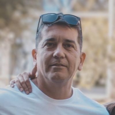 🇦🇷♂️Pampeano-Cordobés🌞Téc.Químico⚗️Me encanta viajar!🏝️🏔️🐳🚢✈️
-Gracias a la vida, que me ha dado tanto....❤️