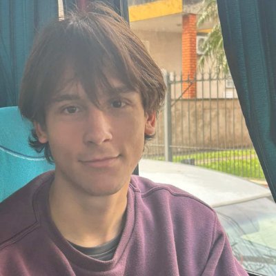 cabalotravesti's profile picture. ya dejé de hatear solo quiero amor paz y messi