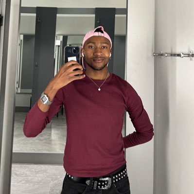 Andrew_Kaygeee's profile picture. Alive.