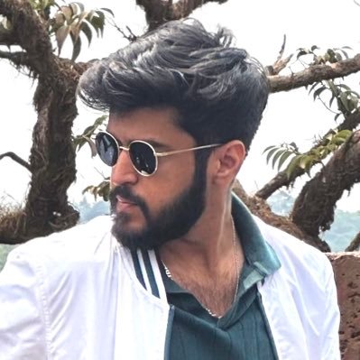 RipunjayNarula's profile picture. knuckles cracked, boot completed, buttons pressed, good to go!