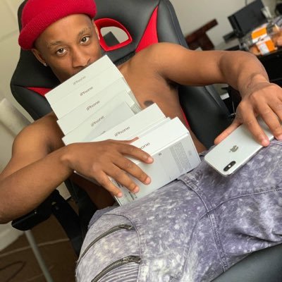 WELCOME TO MY NEW PAGE, MY LAST PAGE @cooleycashxxx WAS SUSPENDED SO NOW HERE I AM WITH A NEW ONE! LETS TURN BACCC UP!!! #X2DA4 #DOTMOBB #BUFFETBOY #FYF