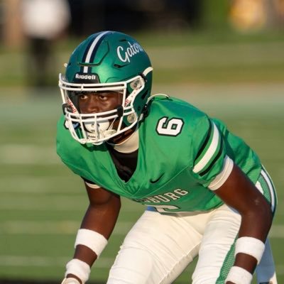 #601-618-3787 email:landon.pren@icloud.com Cornerback 6”1 170 Vicksburg High ACT:18 40: 4.7 GPA:4.0 15 years old