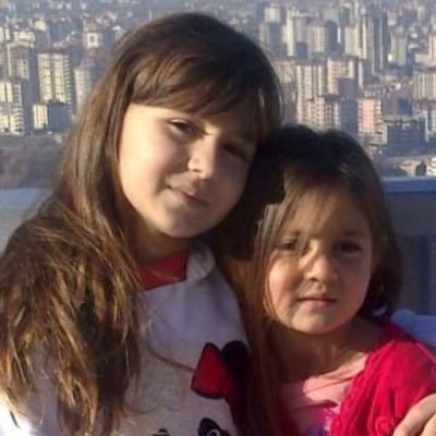 aysekarakusoglu's profile picture. no abla