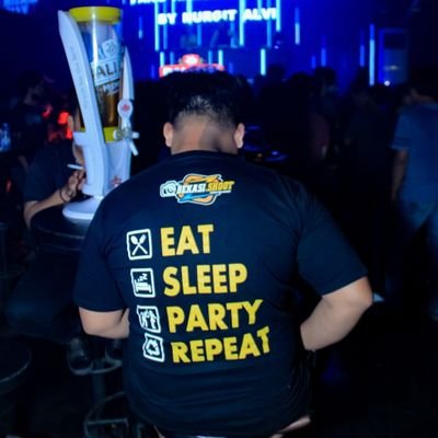 chesterbtnnew's profile picture. jangan ajarkan ikan berenang