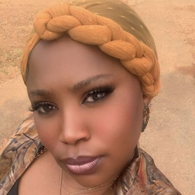 TV presenter| |Entrepreneur @cistaaworld|Researcher|Writer & Editor|Community Dev enthusiast&PR|I.G| FB@Nankyer Longsan @kyerie._.longs|nankyerlongsan@gmail.com