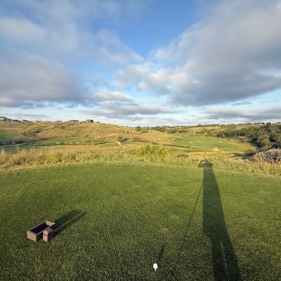 HouseofRoscoe's profile picture. Banker, Conservative, North Dakotan, 🇺🇸 #GoSioux🇺🇸 🚀✈️⛳🏒🤿🏐🏝✝︎🥩🥚🏔🌎❄️😎🤣🇧🇿