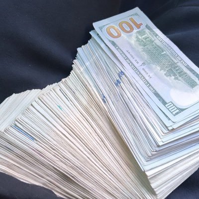 FokeWhale's profile picture. I’m a crypto millionaire and influencer
