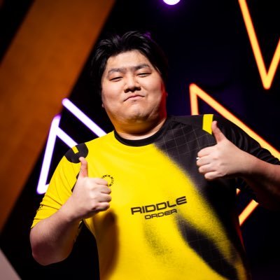 SF6 player for (@RIDDLEORDER) JeSU公認プロライセンス所持/22/JP,ENG/お仕事など→mail: RIDDLEORDER.R4L@gmail.com