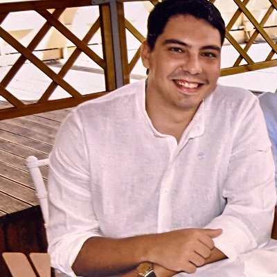 qaramanis's profile picture. web developer (trying). cs major. also a dog person