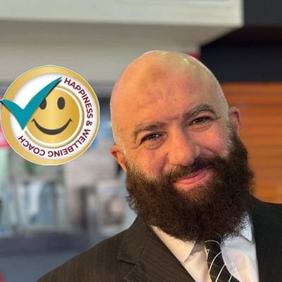 خبرة 20 عام في تدريب الشباب على اكتشاف مواهبهم وتحديد اهداف الحياة وزيادة الثقة بالنفس والكثير من دورات تنمية الذات وتطويرها من خلال التركيز على نقاط القوة