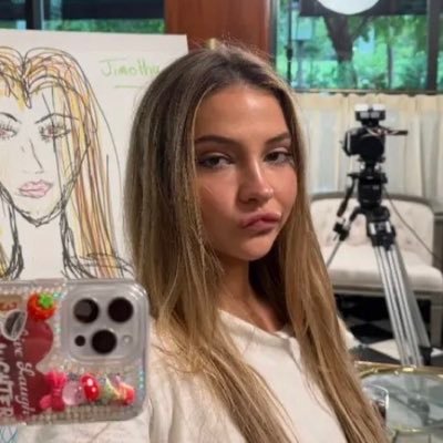 Madelyn Cline Stan drew Starkey ꨄ︎ defender ! spooky gal 🎃obx marvel Stan Sebastian stan tom holland you are loved 💜