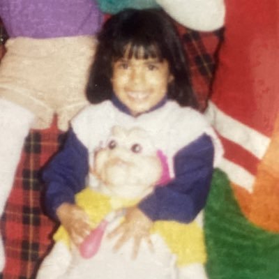 spleendevivir's profile picture. Soy el monstruo que el rayo ha convertido en una sonrisa. | No estoy triste lo que pasa es que soy de los 90’s 🤍 Fotógrafa de por vida 🤟🏼✨