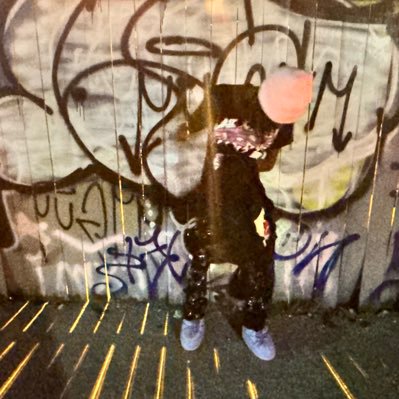 the worlds only roman6ixv3 // internet popstar // #nowimmakingmagic #6IXV3BBY #CARDOWRLD4EVA