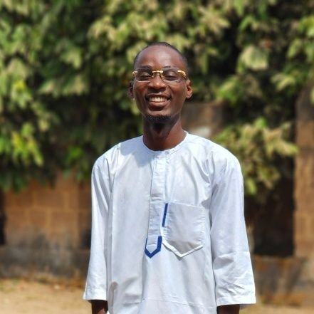 6lack_graphixs's profile picture. Brand & Flyer Designer | Brand Strategist.
Elevating  brands with attractive and strategic designs that boost sales & build trusts.
👇
 https://t.co/Rtl81n3l6e