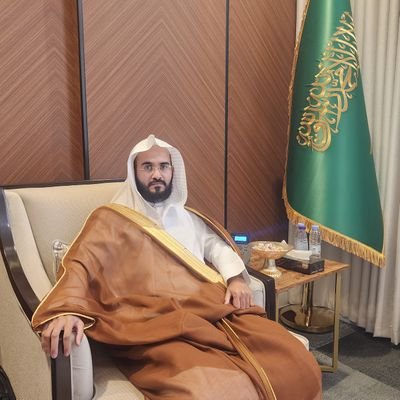 محام.مستشار قانوني.مُحَكَم.مدرب قانوني
.خبير بالأنظمة القضائية و الأنظمة التجارية
(مستشار لعدة شركات)
https://t.co/fJEIgGAc3H