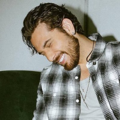 Era pra ser só um perfil pra participar das tags, mas virou um fc 🤍