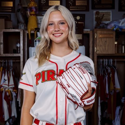 5’10 | 2027 | Catcher / Util | RHB | Dale High School #2 | 3x State Champ🥇🏆| Texas Bombers Gold 18u Smith| 📞# 405-220-2698 kinleypatten2027@gmail.com