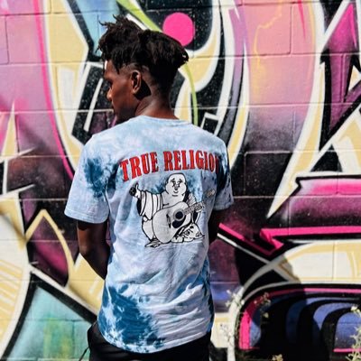 AFRO STYLIST + BOSS TOP + BETTER THAN YOU + ANTI-FEMINIST + APE SQUAD @BOSSTOPBUSINESS