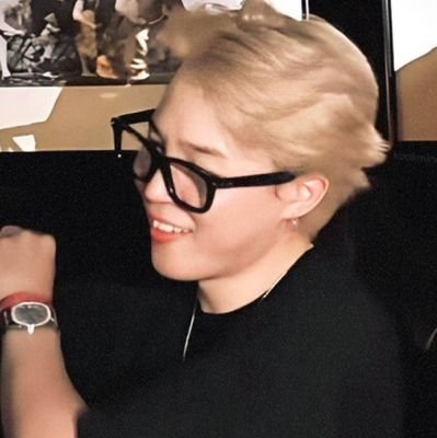 ⠀⠀⠀⠀eu & os jikook sendo três boiolas