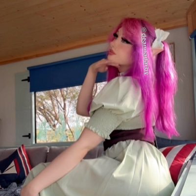 UK based LGBTQ+🏳️🌈 Twitch Streamer & Cosplayer https://t.co/MgSrzZkPTk Enquiries📧: deannadarby@outlook.com