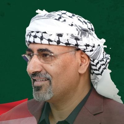أنا سوداني ذو أصل حضرمي يبحث عن استعادة جمهورية اليمن الديمقراطية الشعبية بفك الارتباط مع الجمهورية العربية اليمنية وتحقيق حلم الاستقلال والعودة إلى وطنه الأم.