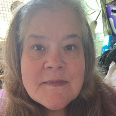AnneL30192's profile picture. 