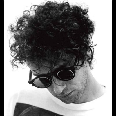 Sal del camino, toma la ruta. Soda Stereo es mi copiloto.