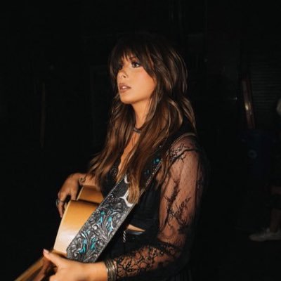 Write and sing music :) || Selvyn fan club president || 21+ No minors.