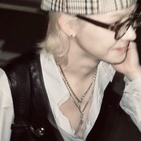 ♱ (@swmmingps) 's Twitter Profile