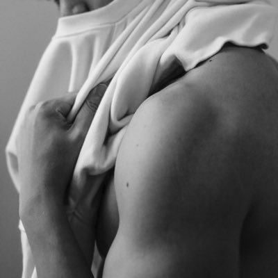 ejayhuesaff's profile picture. 