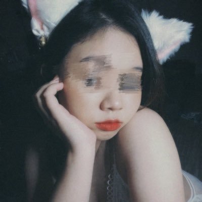 住在一個四面不環海的地方| 26y |不會主動私訊|請帶著禮貌私訊我|訊息都挑有趣的回覆|喜歡看藝術展|我是一個精神病心情起伏不定|不全是肉帳喜歡分享生活|想不到還有什麼想到再增加