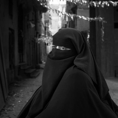 صلي على رسول الله سيدنا ونبينا محمد صلى الله عليه وسلم